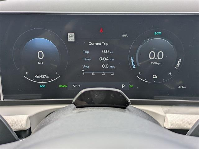 New 2025 Beige Hyundai SEL Convenience image 6