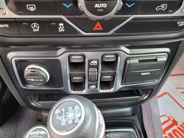 2021 Jeep Wrangler Unlimited Sahara Altitude photo 37
