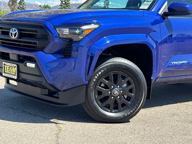 2024 Toyota Tacoma SR5 photo 3