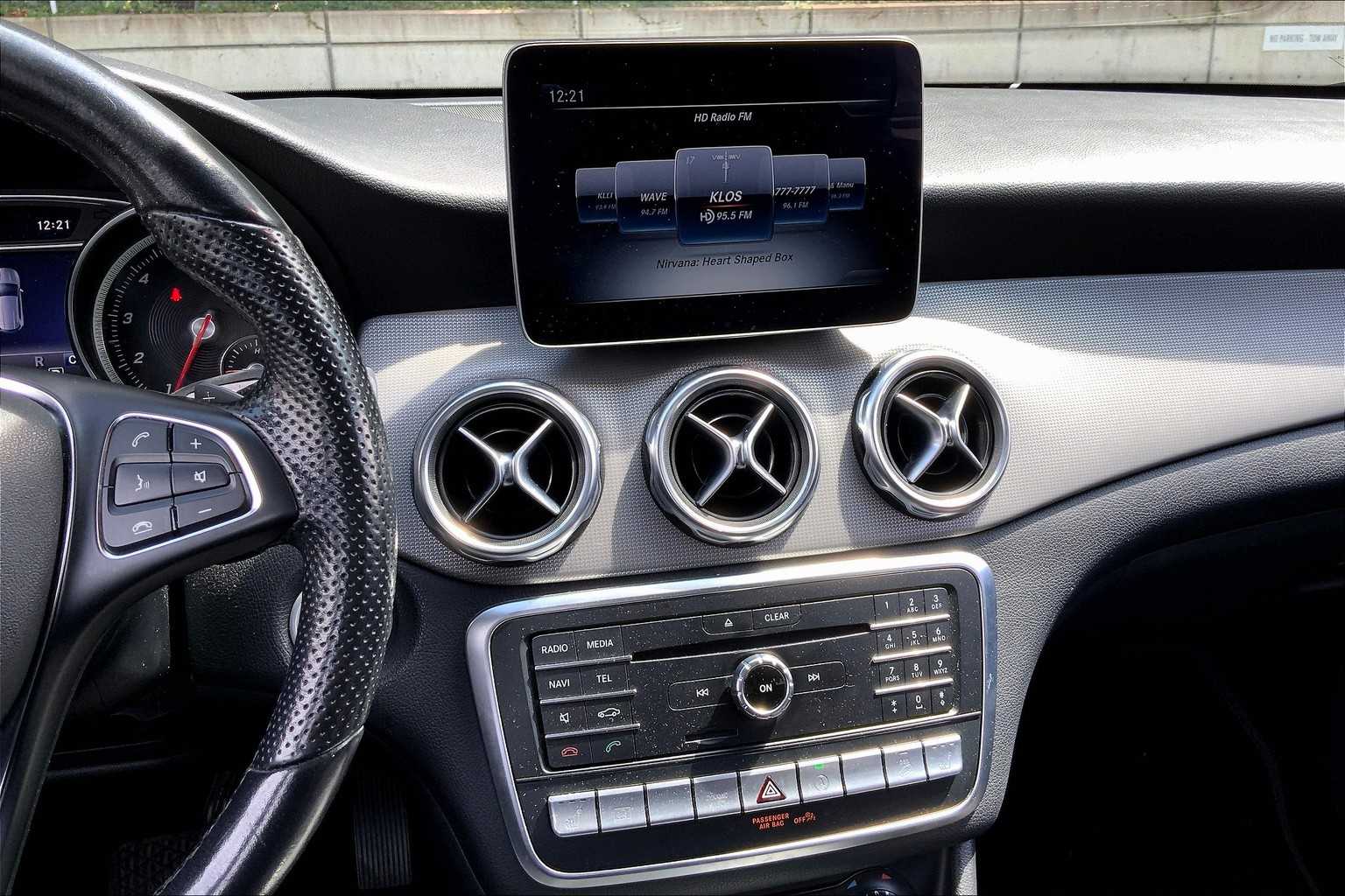 2019 Mercedes Benz GLA 250 4MATIC photo 6