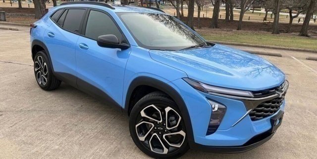 2024 Chevrolet Trax RS's photo