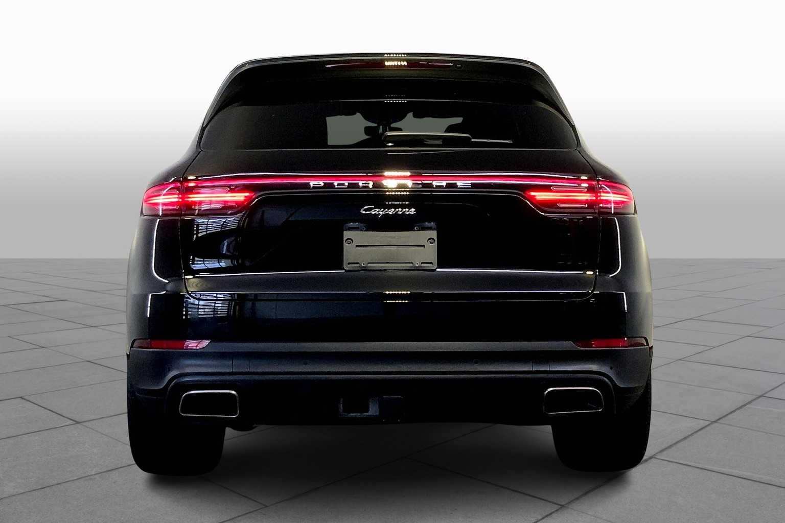 2020 Porsche Cayenne photo 4