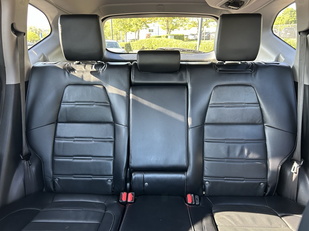 2018 Honda CR-V Touring photo 19