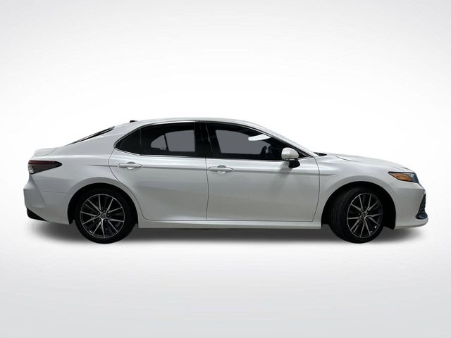 2023 Toyota Camry XLE photo 2