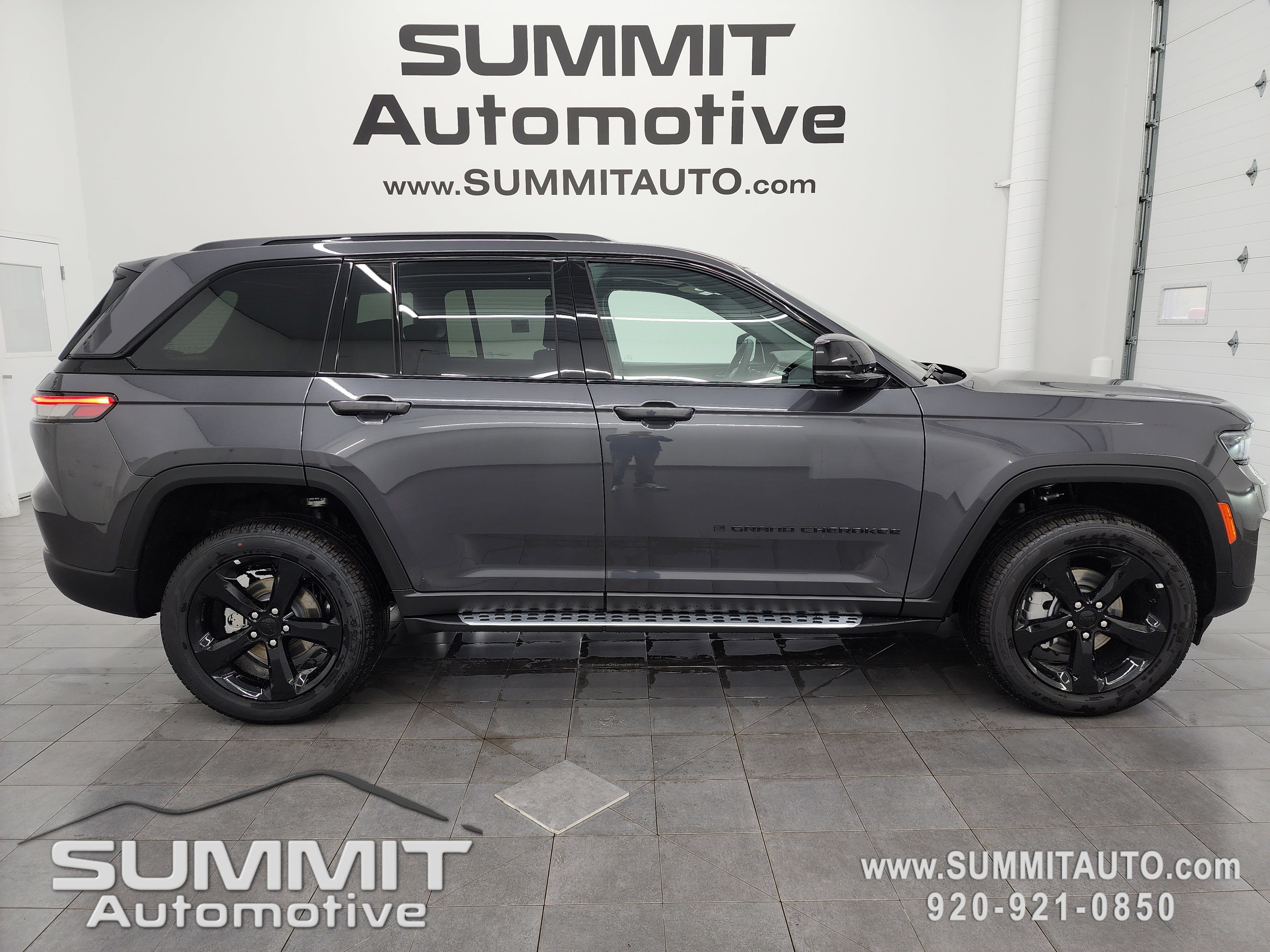 2025 Jeep Grand Cherokee Limited's photo