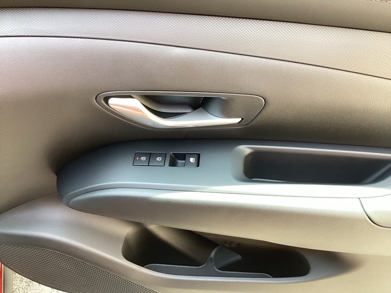 2025 Hyundai Tucson SEL photo 16