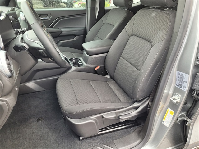 2024 Chevrolet Colorado LT photo 14