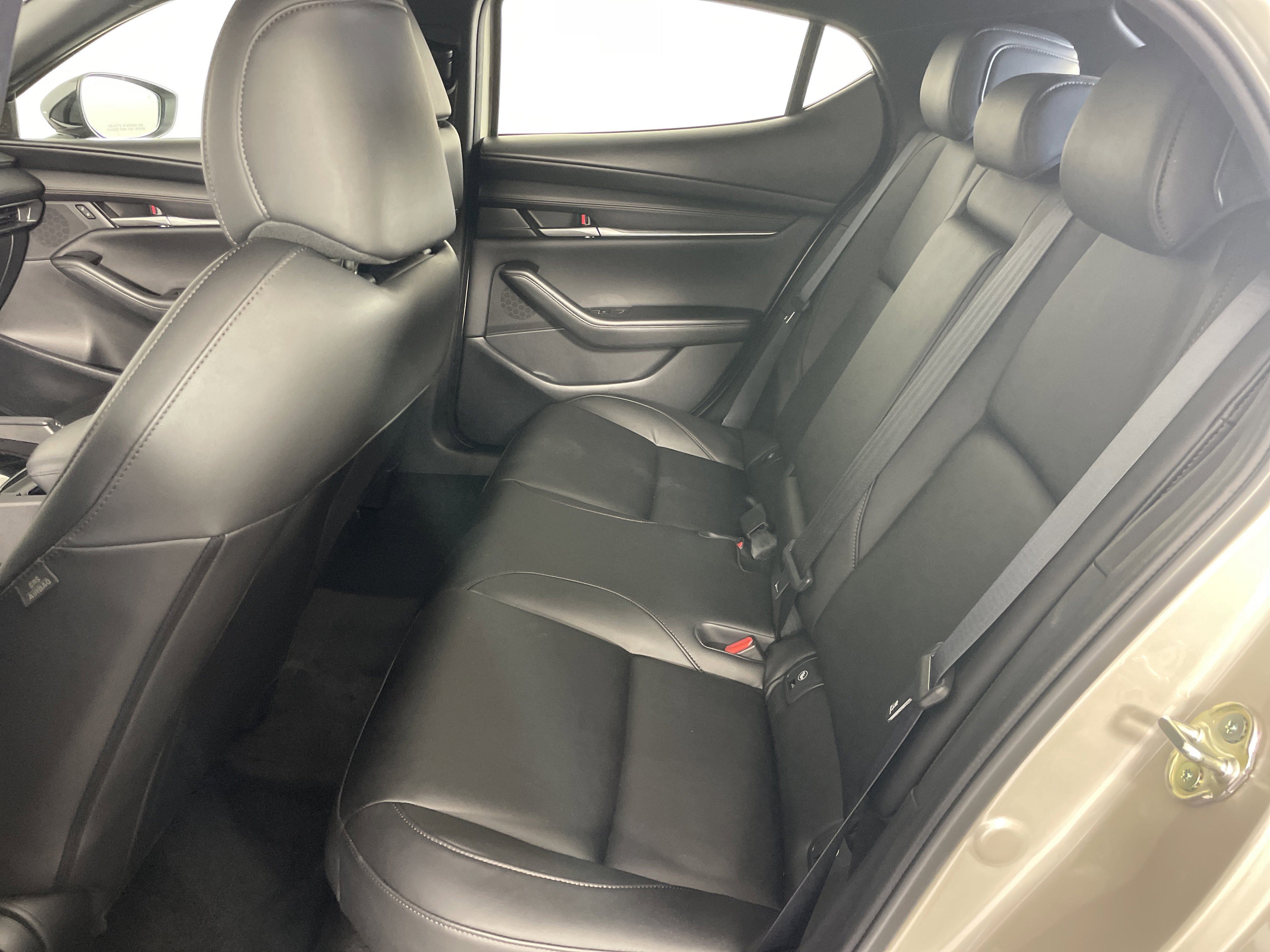 2024 Mazda Mazda3 Hatchback 2.5 Select Sport photo 2