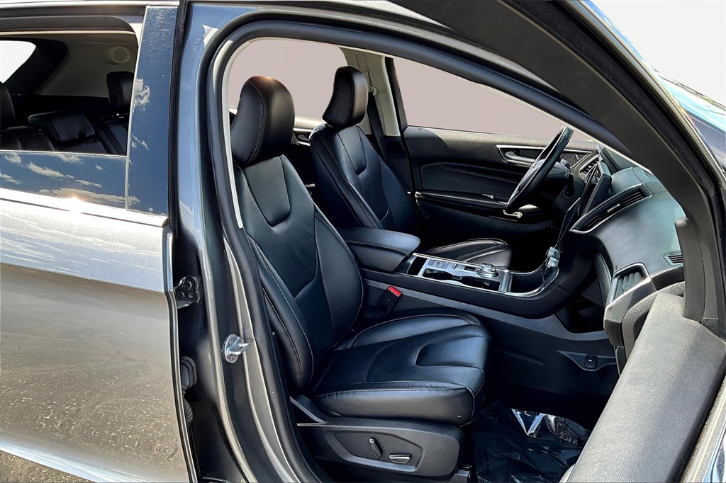 Used 2022 Gray Ford Titanium image 7