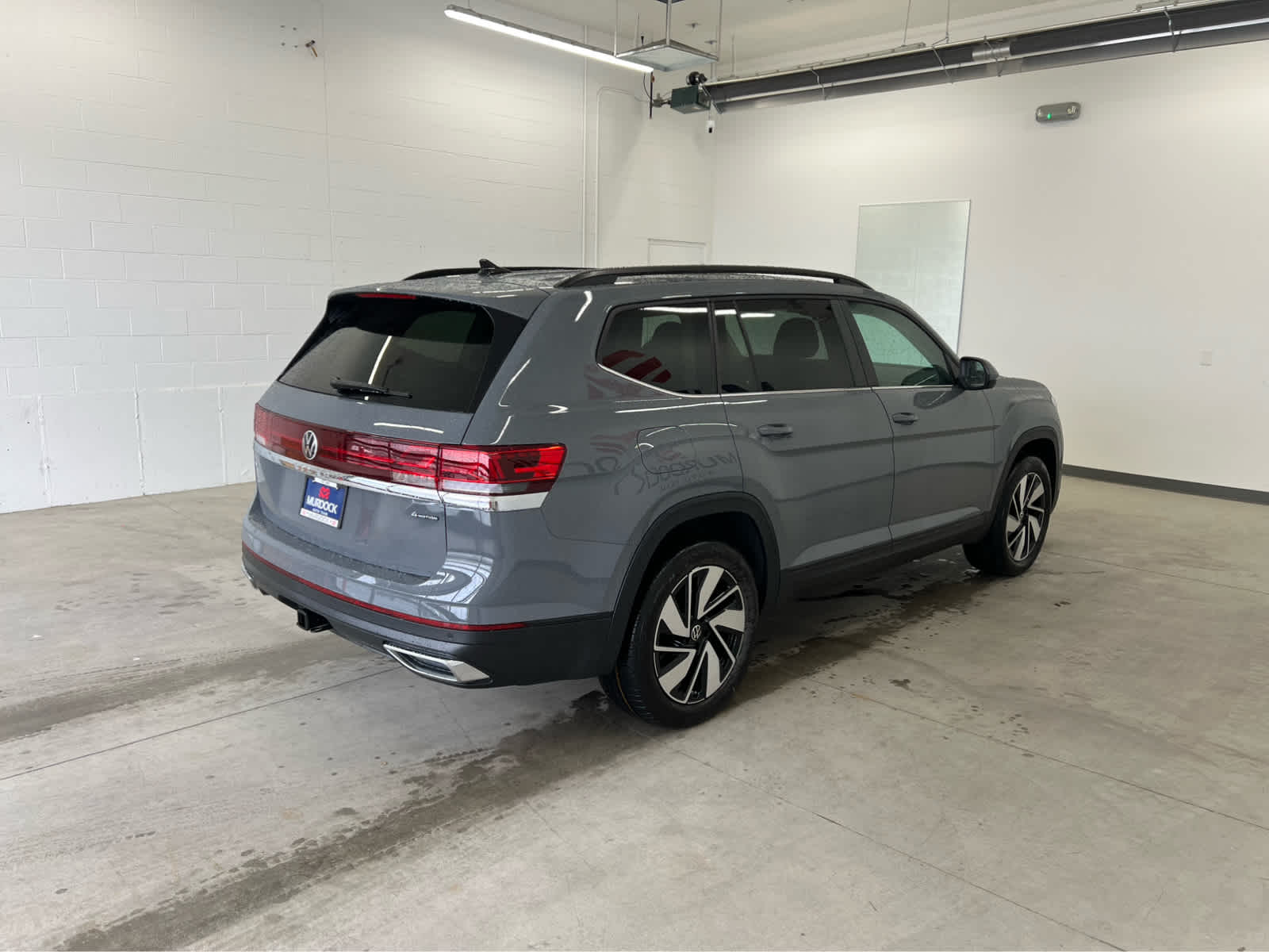 2026 Volkswagen Atlas SE Technology photo 4