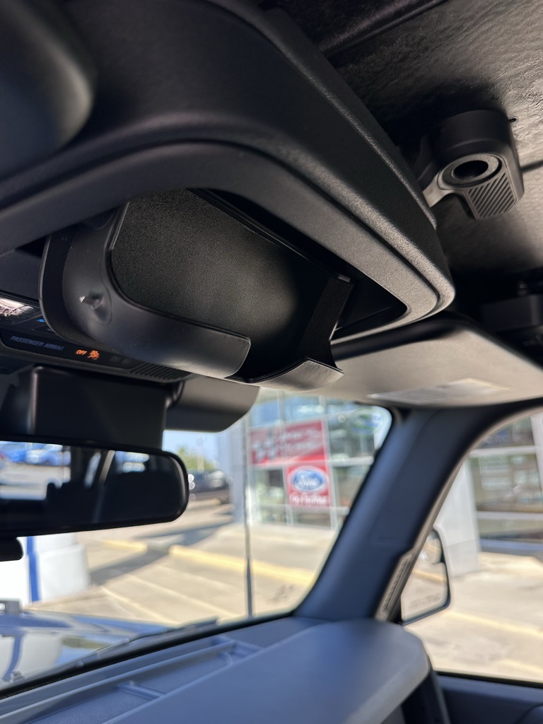 2025 Ford Bronco Base photo 16