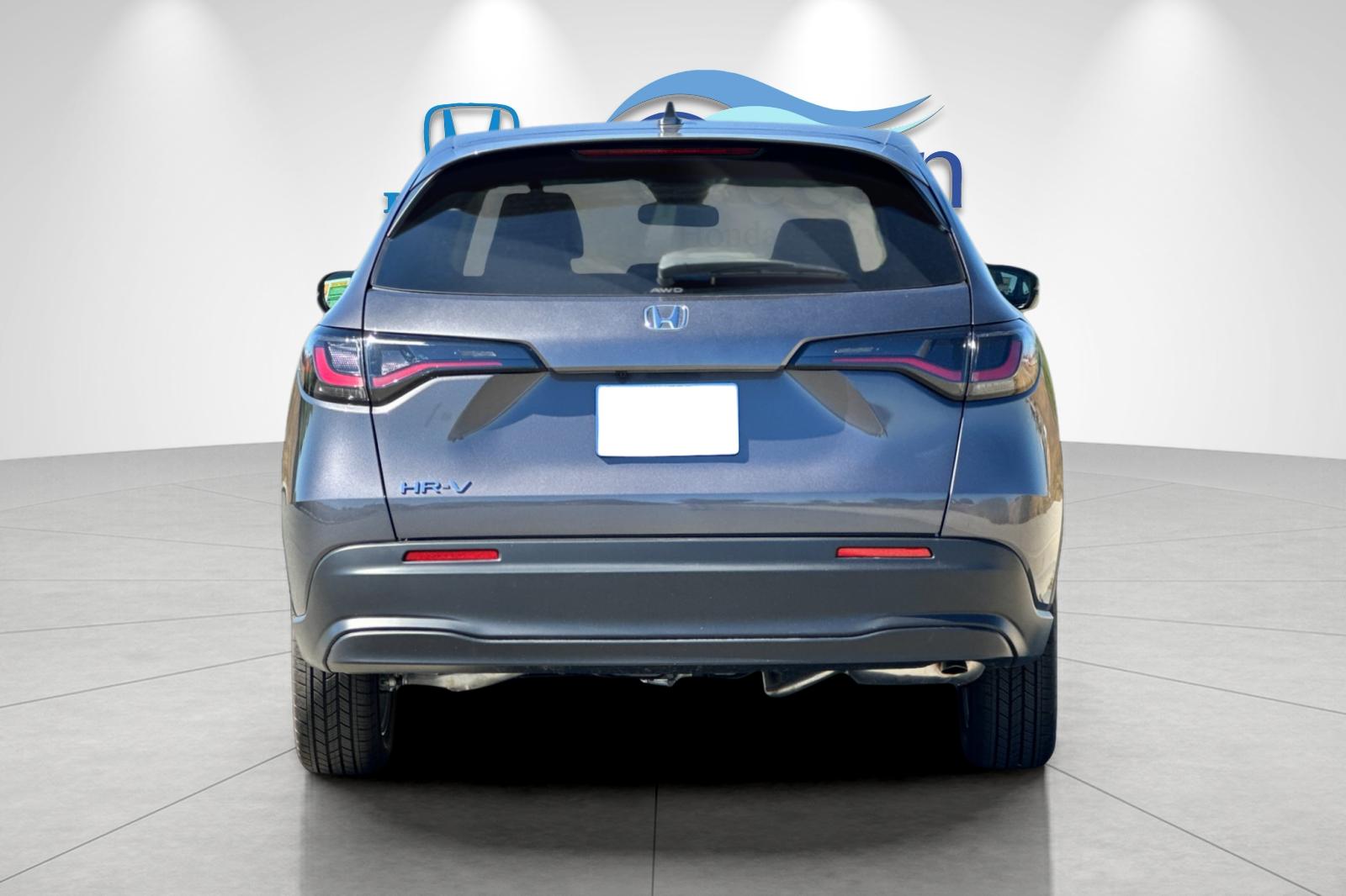 2026 Honda HR-V LX photo 3