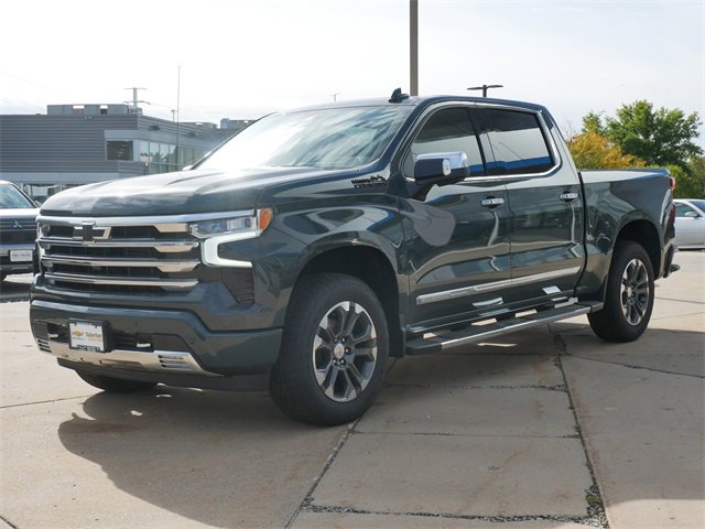 2026 Chevrolet Silverado 1500 High Country photo 3