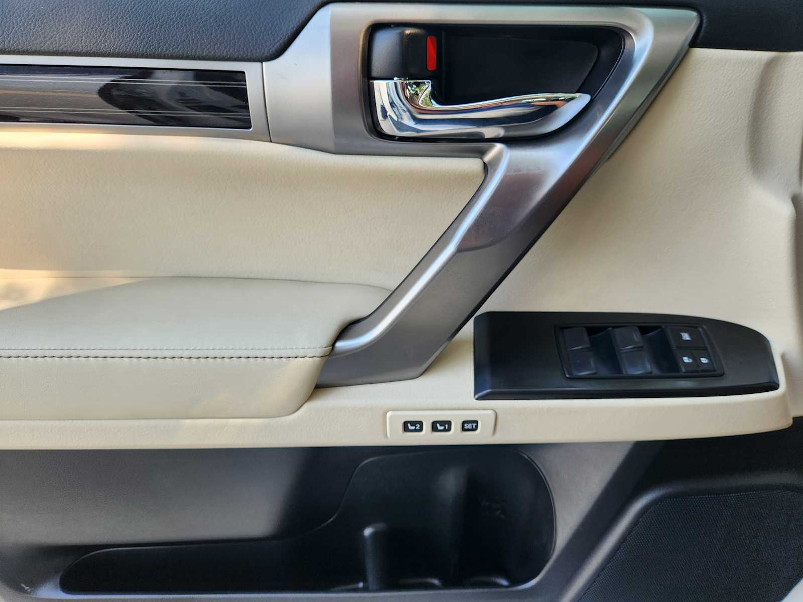 2023 Lexus GX 460 Premium photo 15