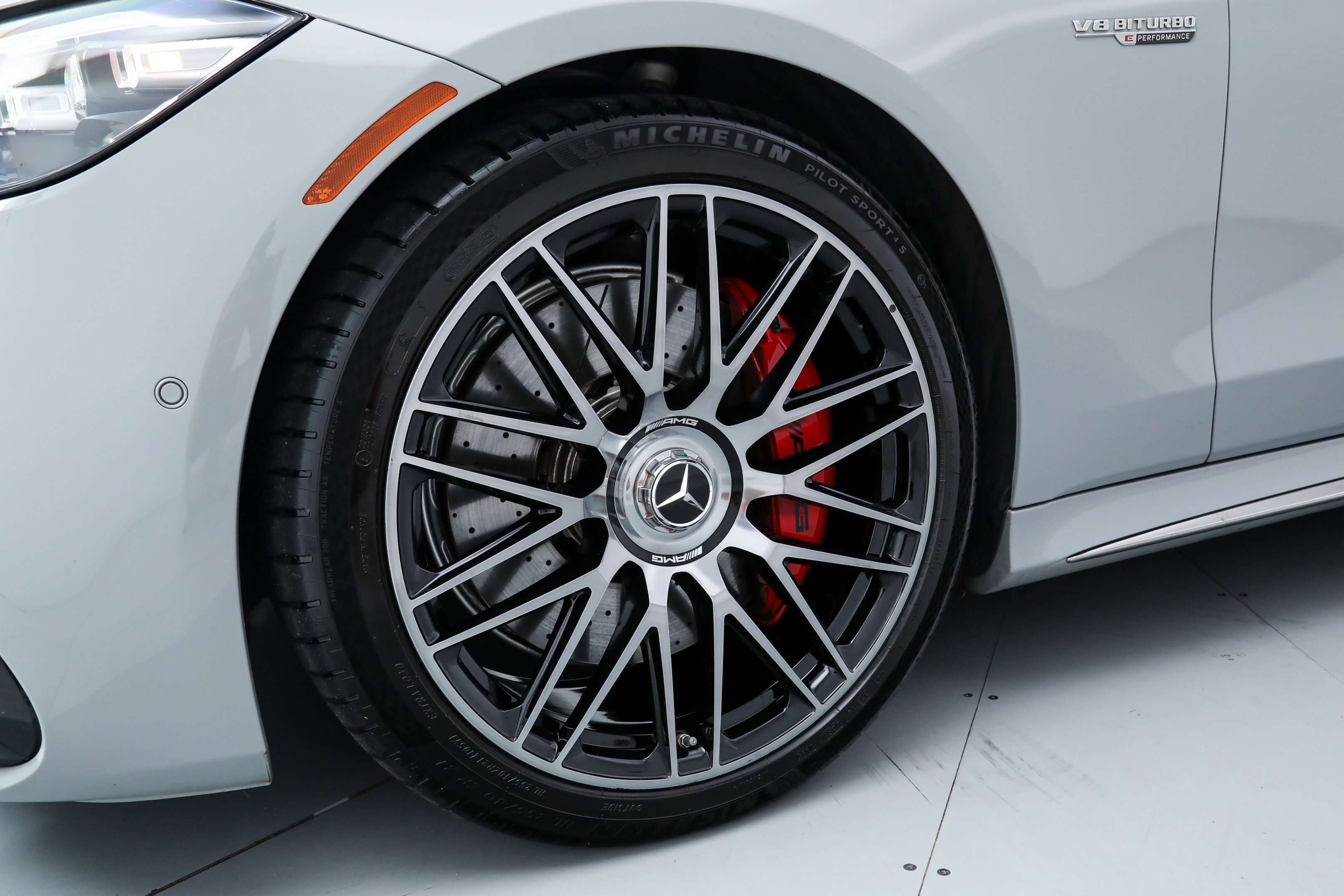 2024 Mercedes Benz S AMG 63 E PERFORMANCE photo 10