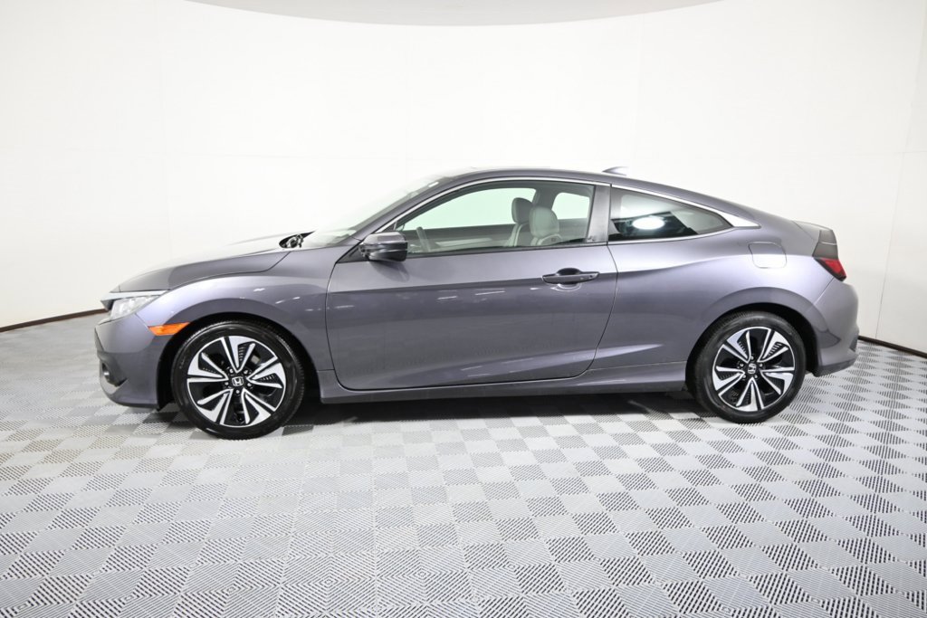 Used 2017 Honda Civic EX-T with VIN 2HGFC3B36HH361672 for sale in Forest Lake, Minnesota