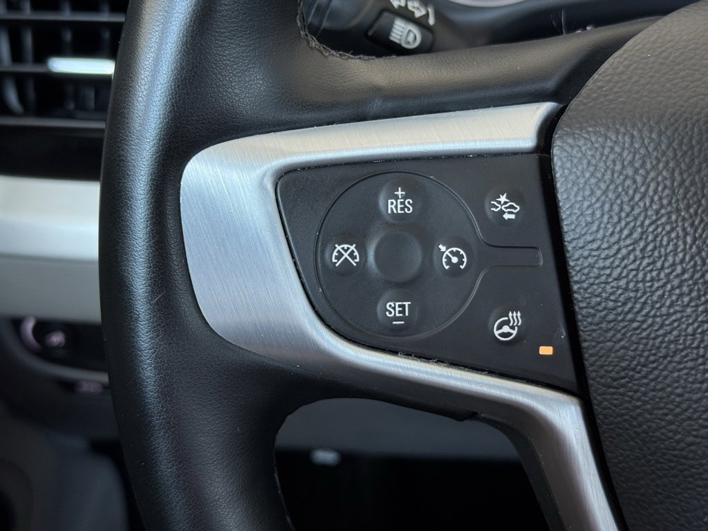 2024 Toyota RAV4 SLT photo 28