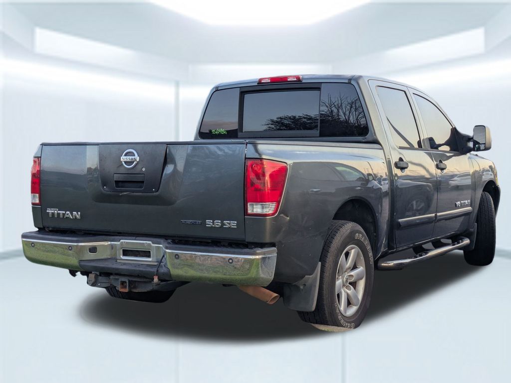2008 Nissan Titan SE photo 2