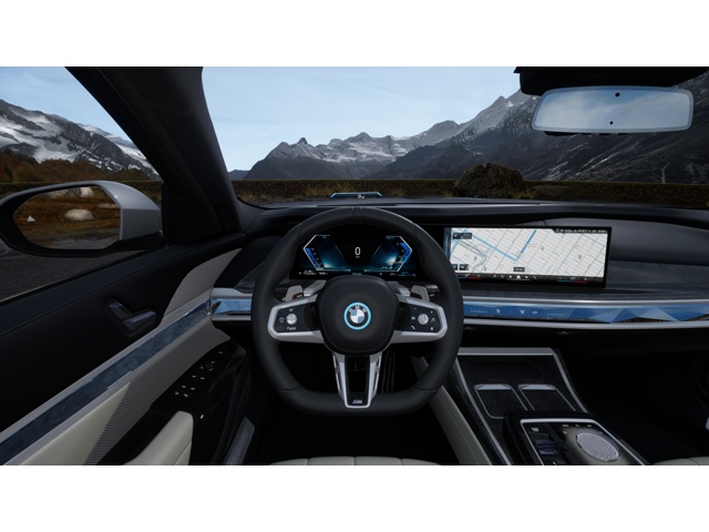 2026 Bmw 750e photo 13