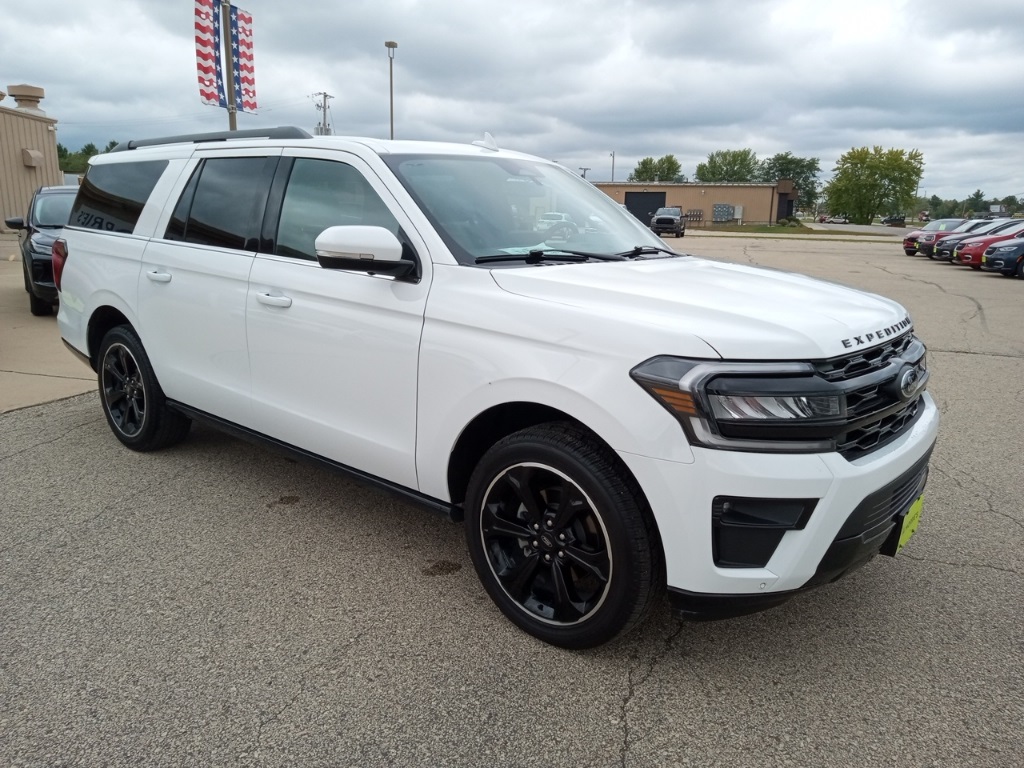 2024 Ford Expedition MAX Limited photo 3