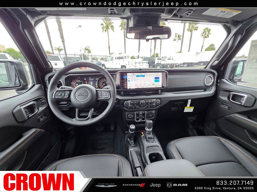 2025 Jeep Gladiator Sport photo 12