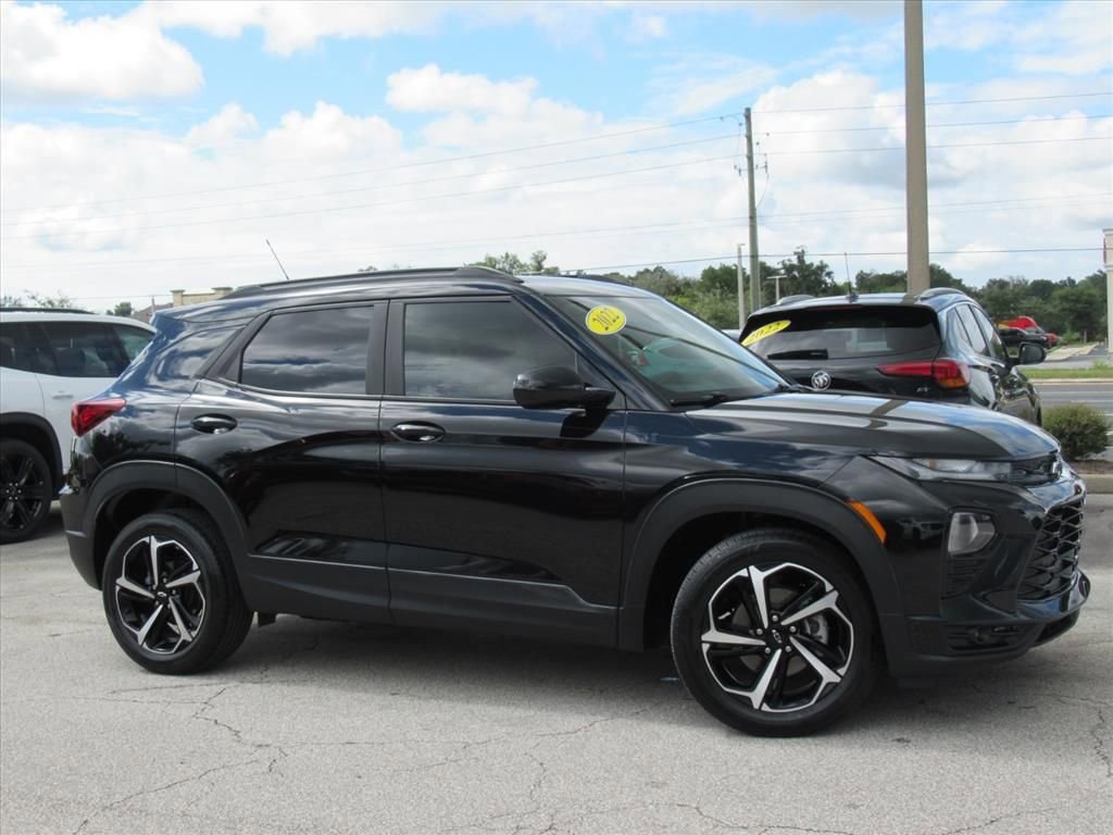 2022 Chevrolet Trailblazer RS photo 2