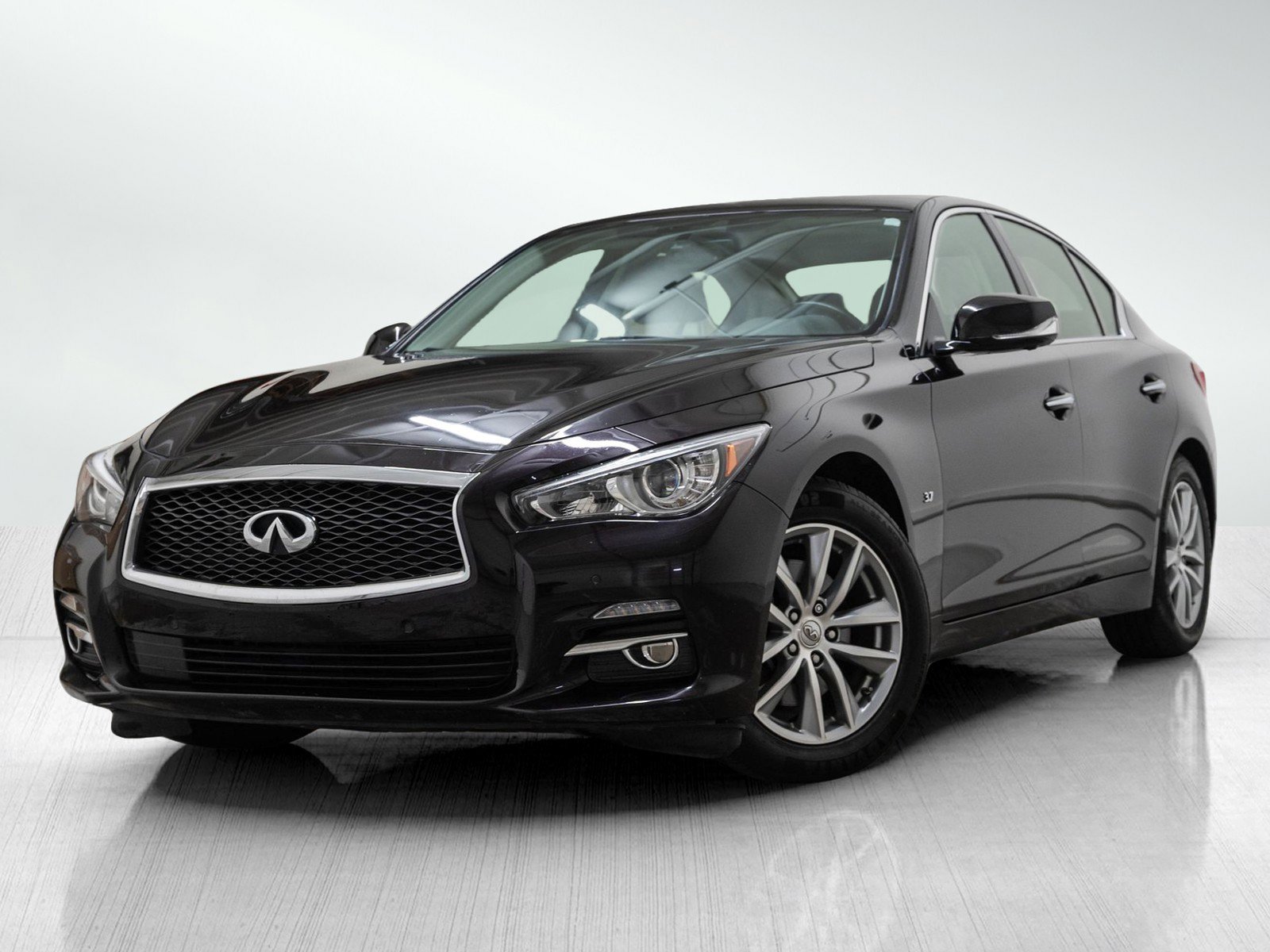 2014 INFINITI Q50 Premium