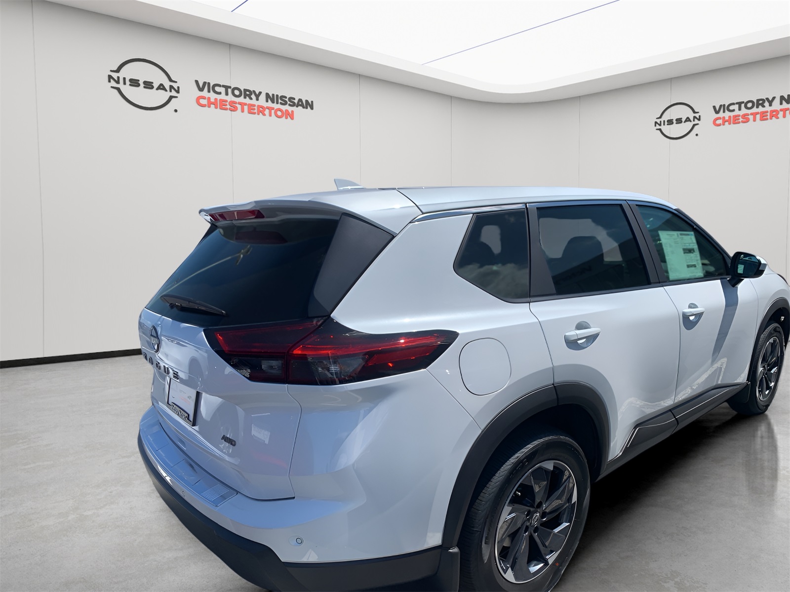 2026 Nissan Rogue SV photo 5