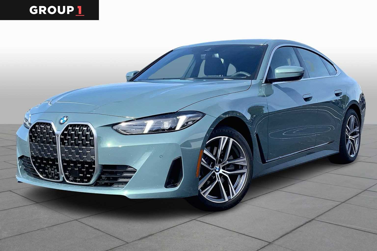 2025 BMW 4 Series 430i's photo