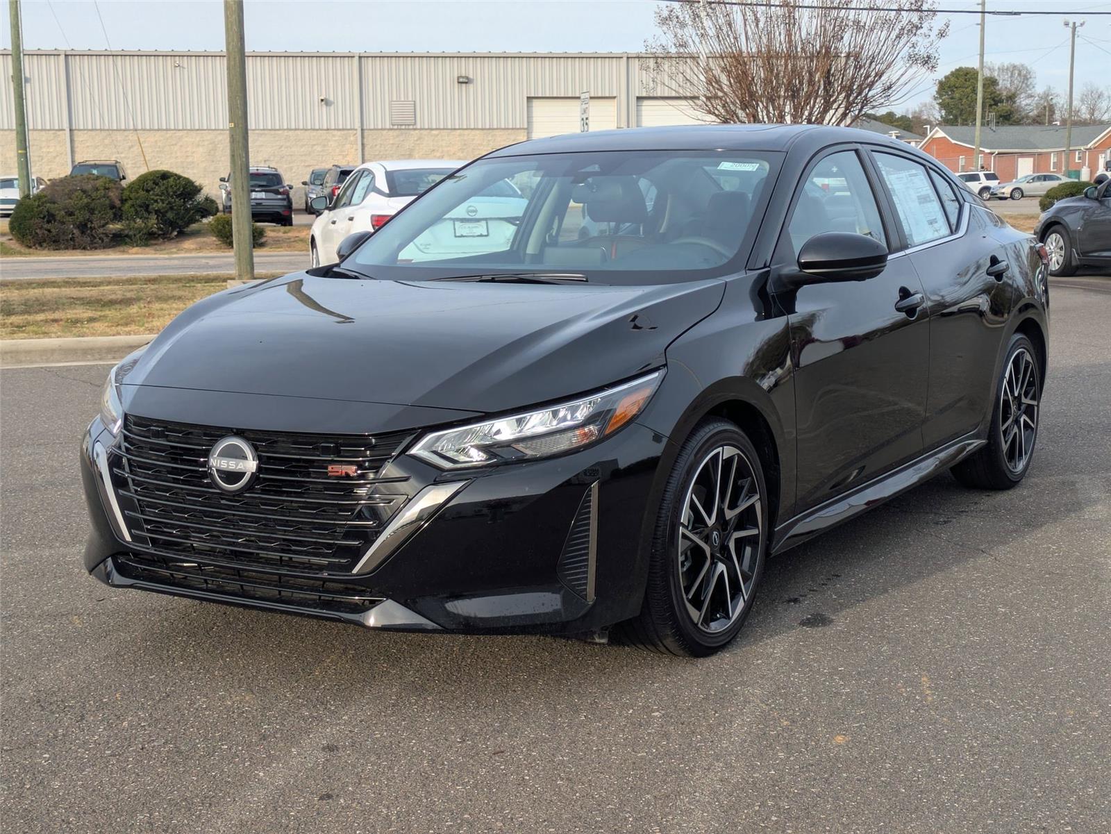 2025 Nissan Sentra SR's photo