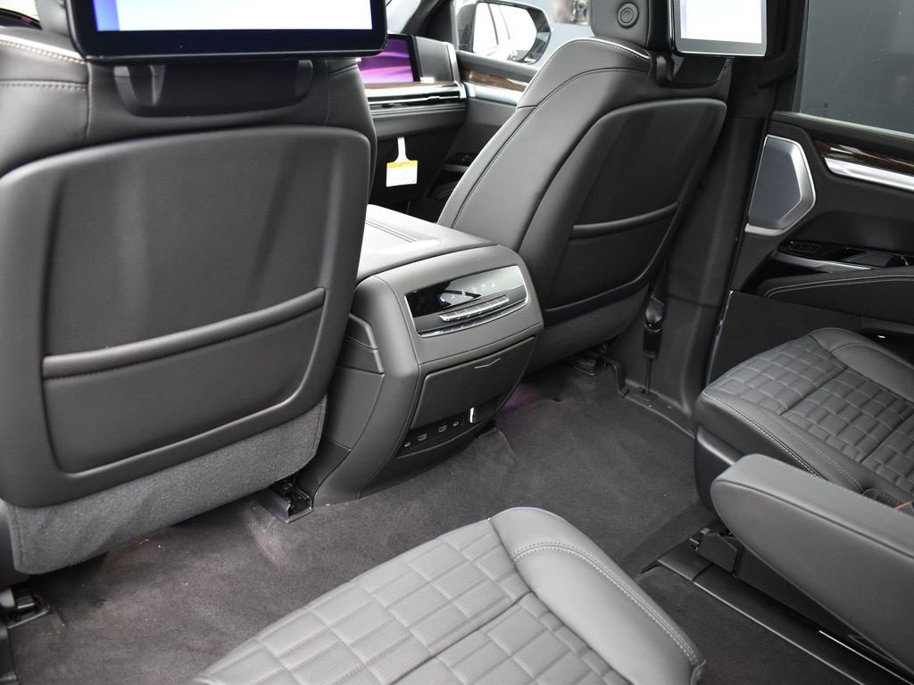 2025 Cadillac Escalade Sport Platinum photo 31