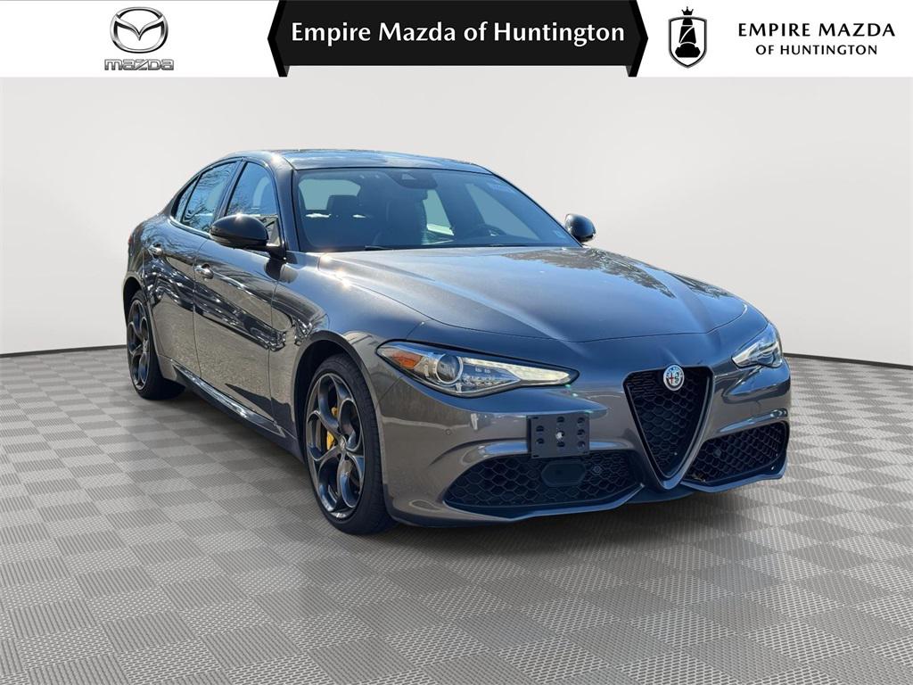 2021 Alfa Romeo Giulia Ti Sport's photo