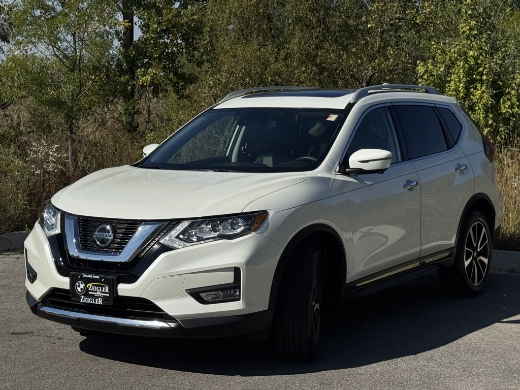 2019 Nissan Rogue SL photo 3