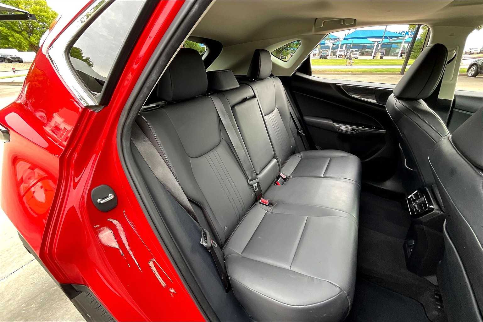 2024 Lexus NX 350 Premium photo 18