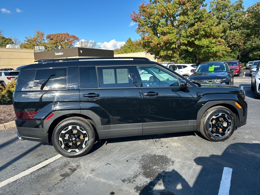 2025 Hyundai Santa Fe SEL photo 4