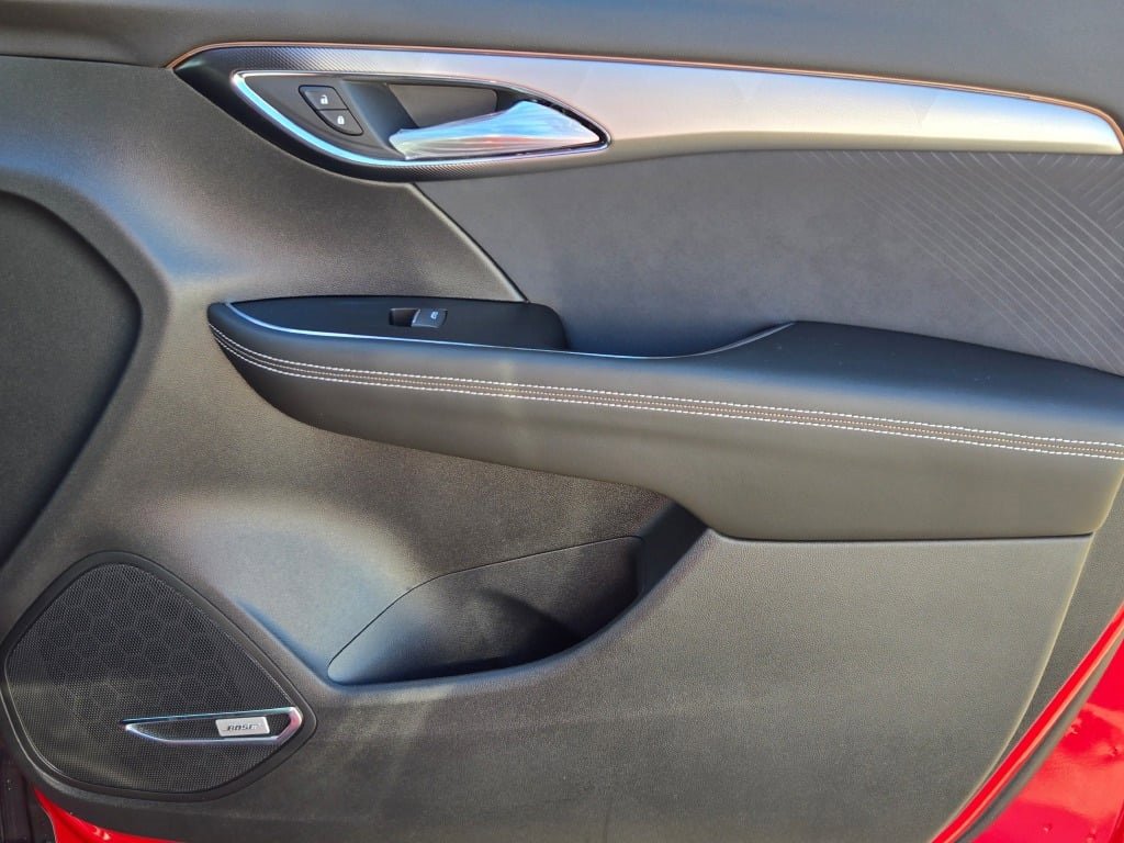 2025 Buick Envision Sport Touring photo 5