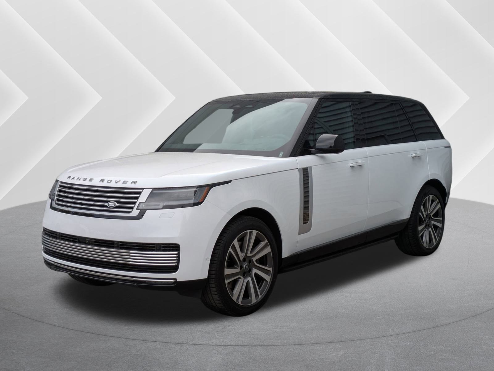 2025 Land Rover Range Rover SV's photo