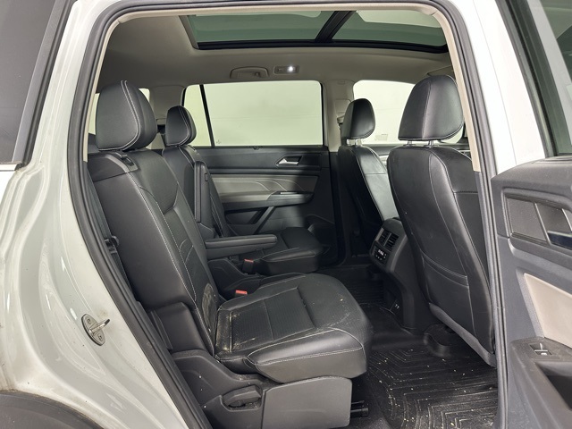 2022 Volkswagen Atlas SEL photo 11