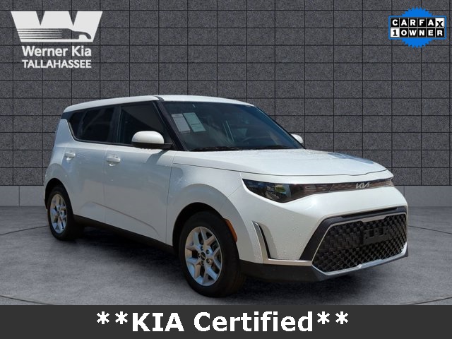 2024 Kia Soul LX's photo