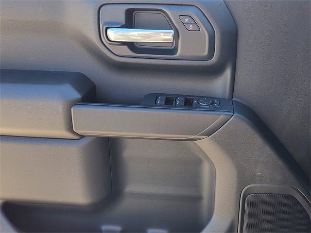 2026 Chevrolet Silverado 1500 Custom photo 15