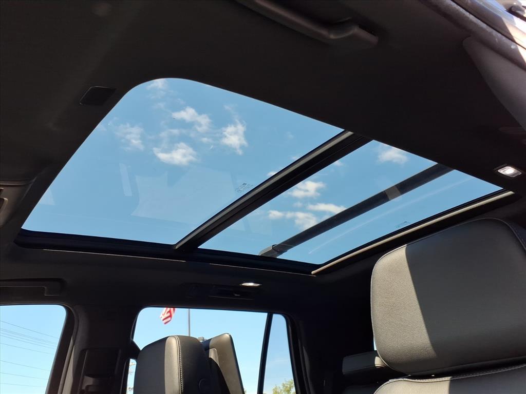 2021 Chevrolet Tahoe Z71 photo 5
