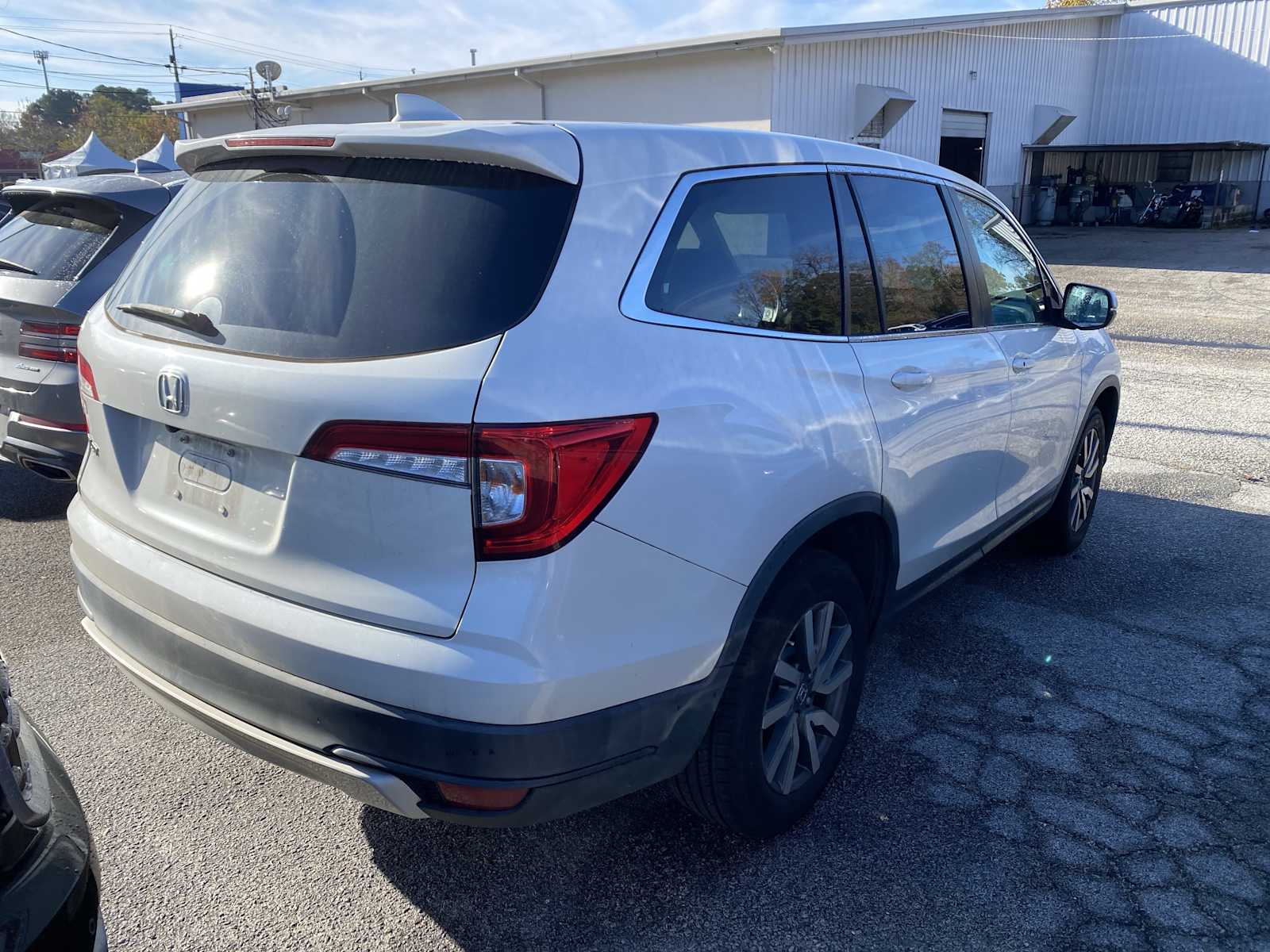 2020 Honda Pilot EX-L photo 2