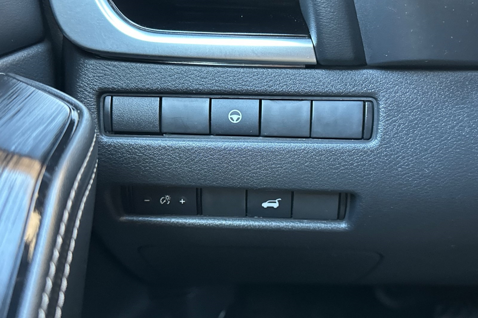 2022 Nissan Rogue SL photo 26