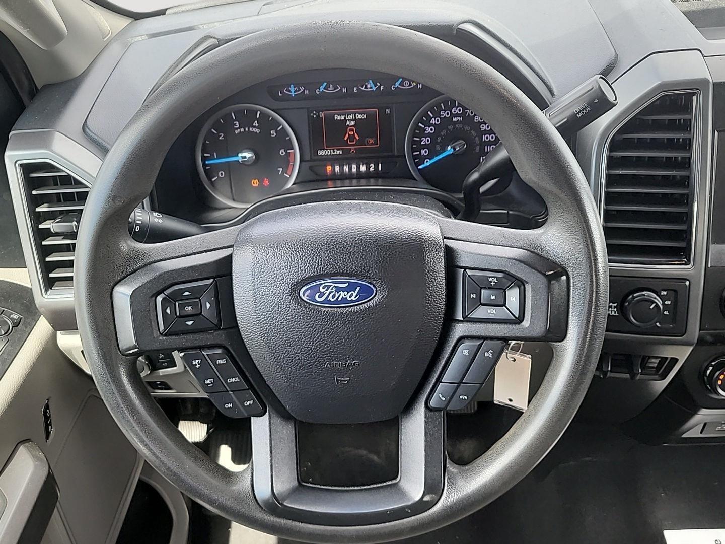 2020 Ford F-250 XLT photo 13