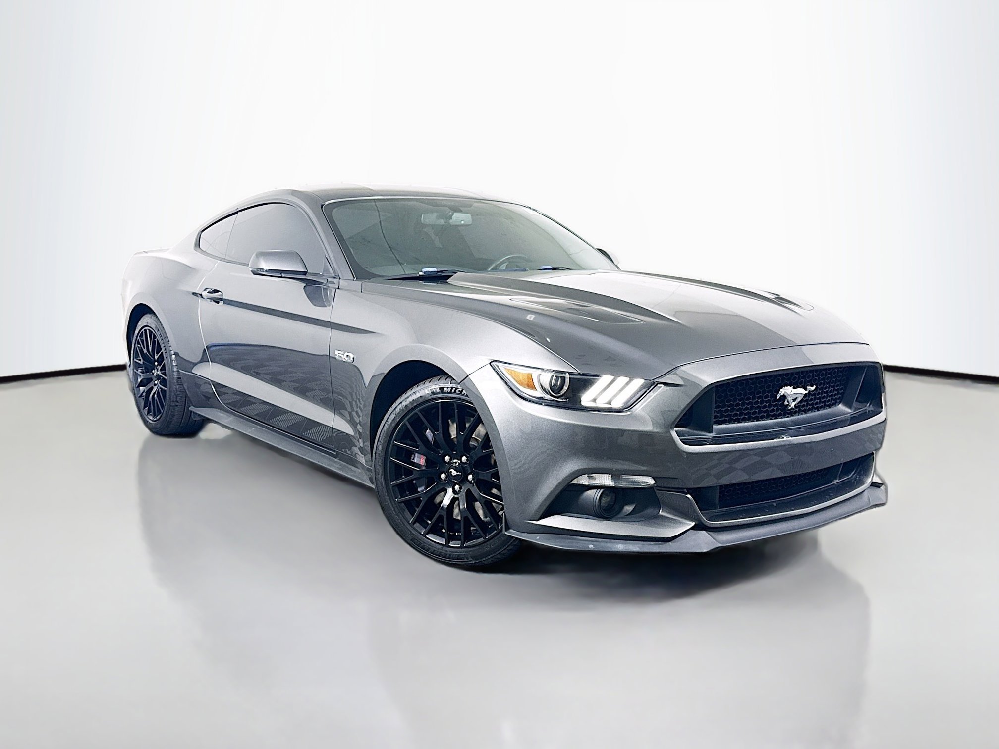 2017 Ford Mustang GT Premium's photo