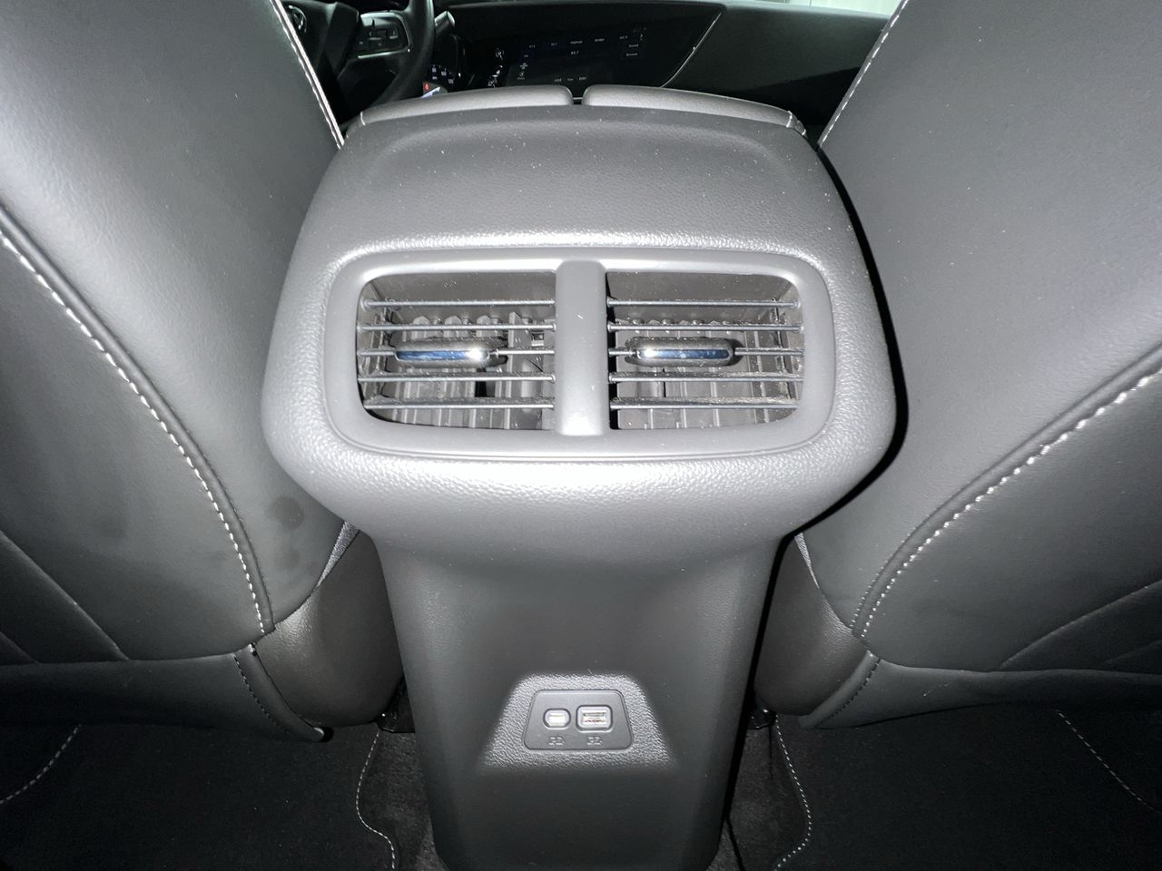 2023 Buick Envision Essence photo 20