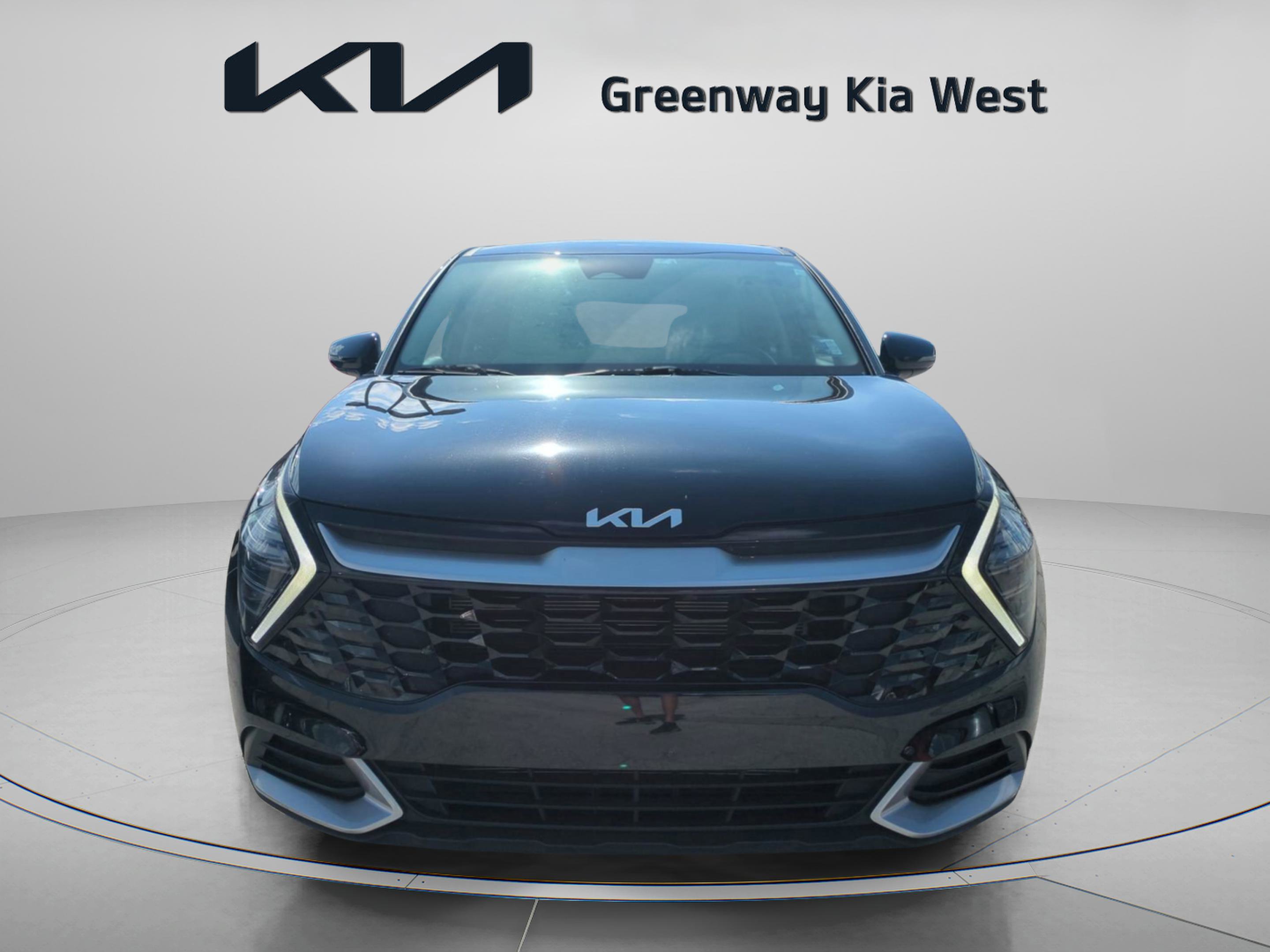2024 Kia Sportage EX photo 2