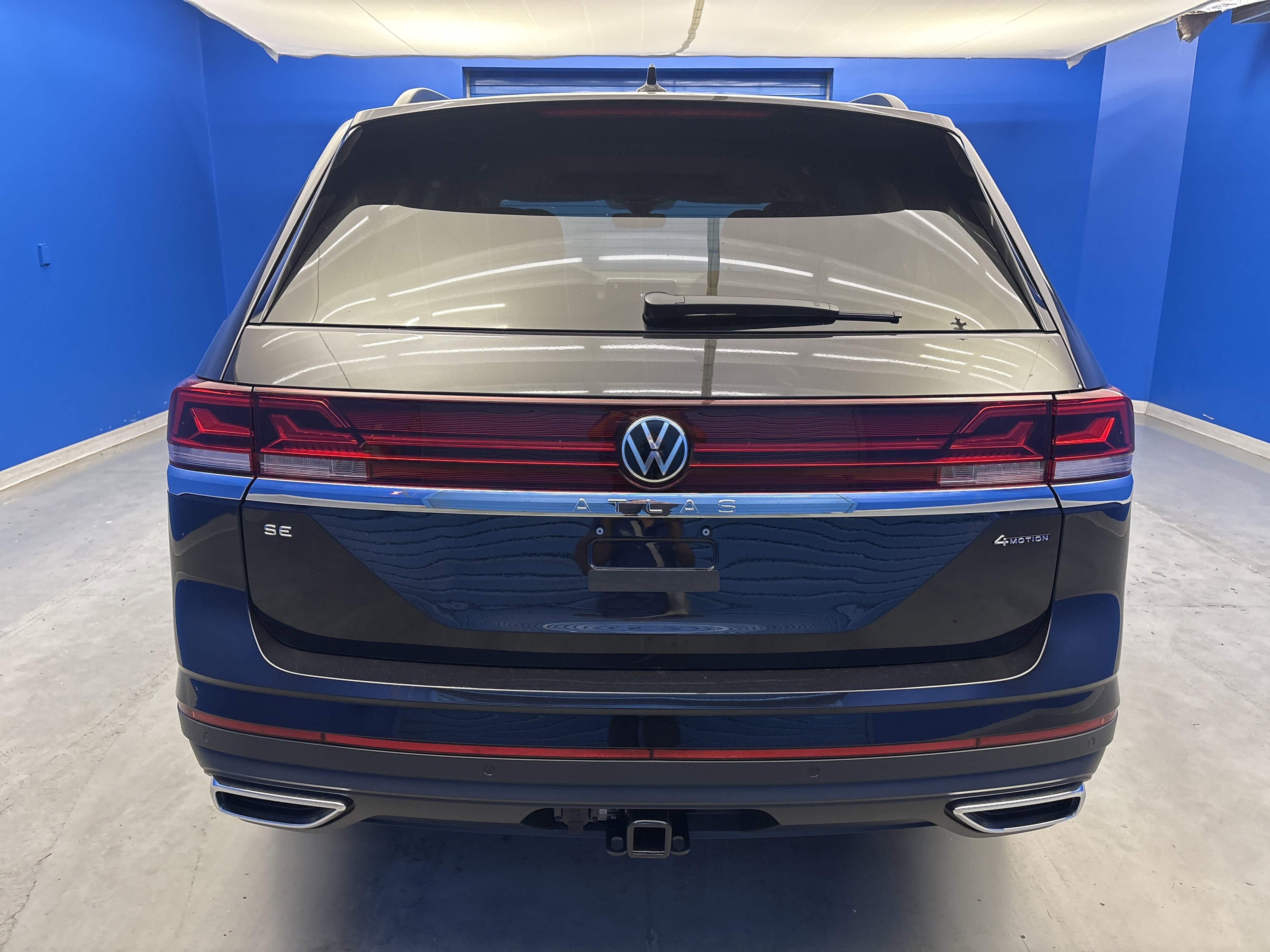 2026 Volkswagen Atlas SE Technology photo 3