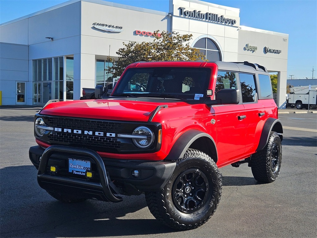 2022 Ford Bronco Wildtrak photo 2