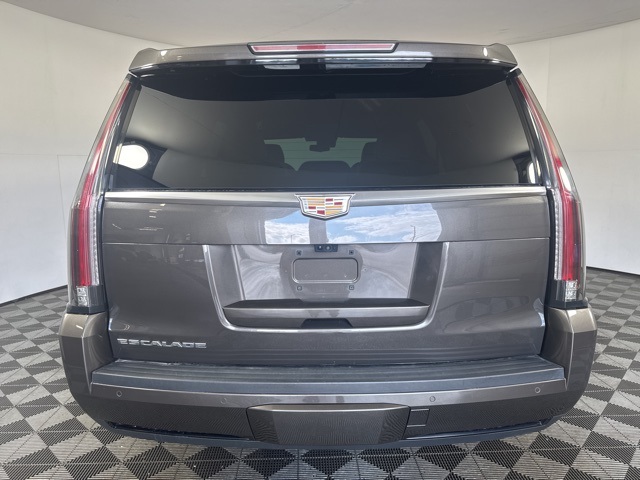 2020 Cadillac Escalade Platinum photo 22